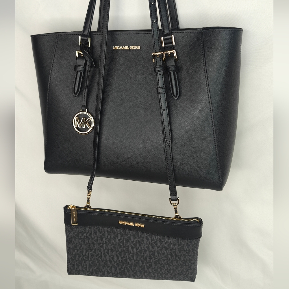 Michael Kors MK 2pc Set Charlotte Large Tote & Crossbody (30R3GCFT3T) Black